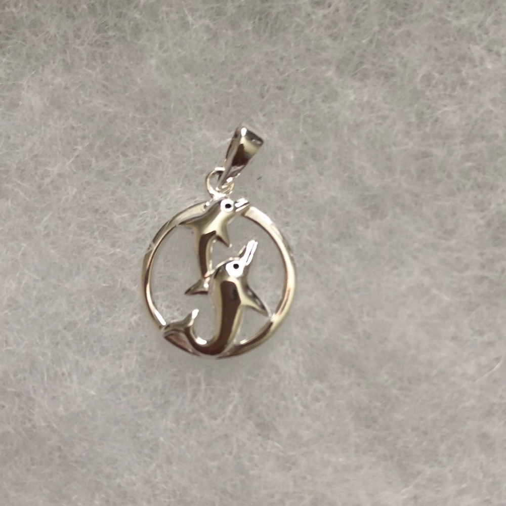 925 Sterling Silver Pendant -Dolphin - Picture 2 of 6